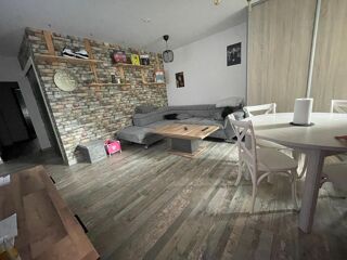  Appartement à louer 2 pièces 50 m²