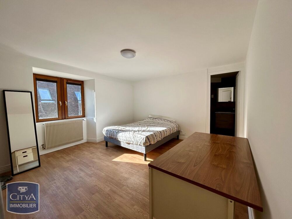 location Appartement - 5 pièce(s) - 120 m² Bourges (18000)