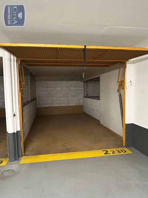  Parking / Garage  louer 14 m
