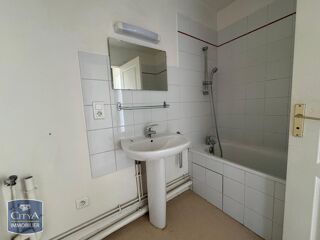  Appartement à louer 2 pièces 43 m²