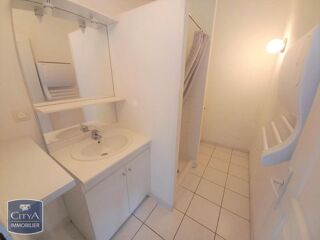  Appartement à louer 2 pièces 35 m²