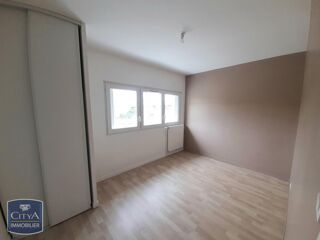  Appartement à louer 3 pièces 64 m²