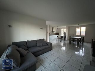  Maison à louer 4 pièces 89 m²