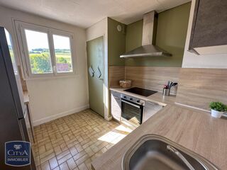  Appartement à louer 4 pièces 66 m²