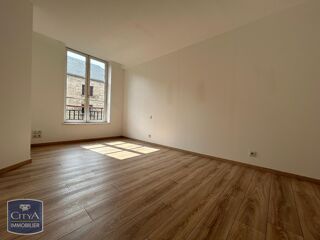  Appartement à louer 2 pièces 71 m²