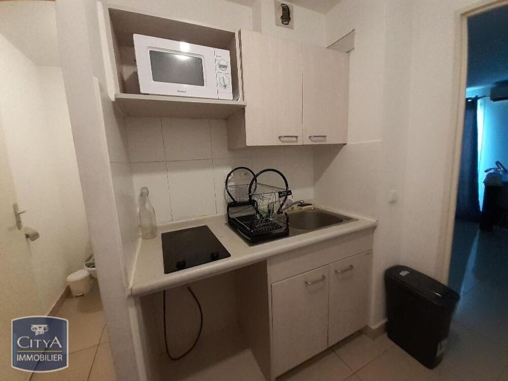 location Appartement - 1 pièce(s) - 22 m² Sainte-Clotilde (97490)
