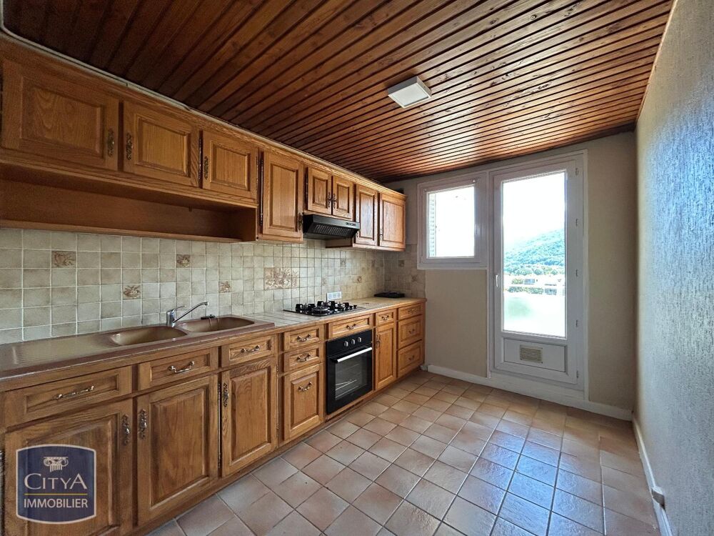 À LOUER : Appartement T3 à Saint Martin d'Hères, idéalem....