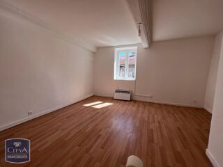  Appartement à louer 3 pièces 73 m²