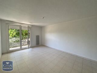  Appartement à louer 2 pièces 47 m²