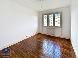  Appartement à louer 3 pièces 66 m²