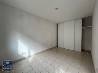 Appartement à louer 1 pièce 38 m²