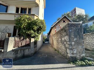 location Parking / Garage - 12 m² Chambéry (73000)