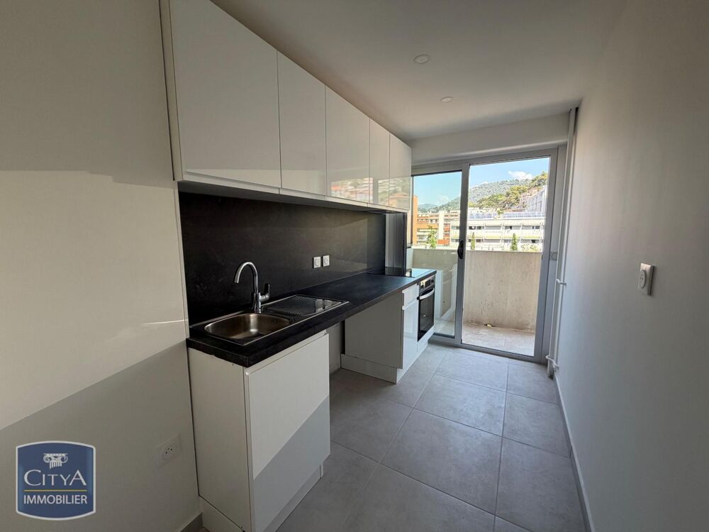 location Appartement - 1 pièce(s) - 33 m² Nice (06300)