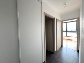  Appartement à louer 3 pièces 57 m²