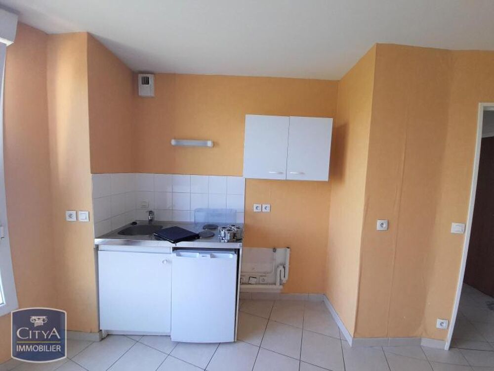 À LOUER : - Disponible de suite - Appartement T1 situé à....