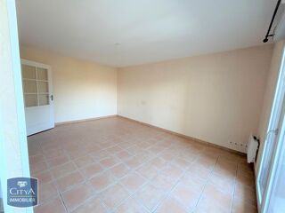  Appartement à louer 2 pièces 45 m²