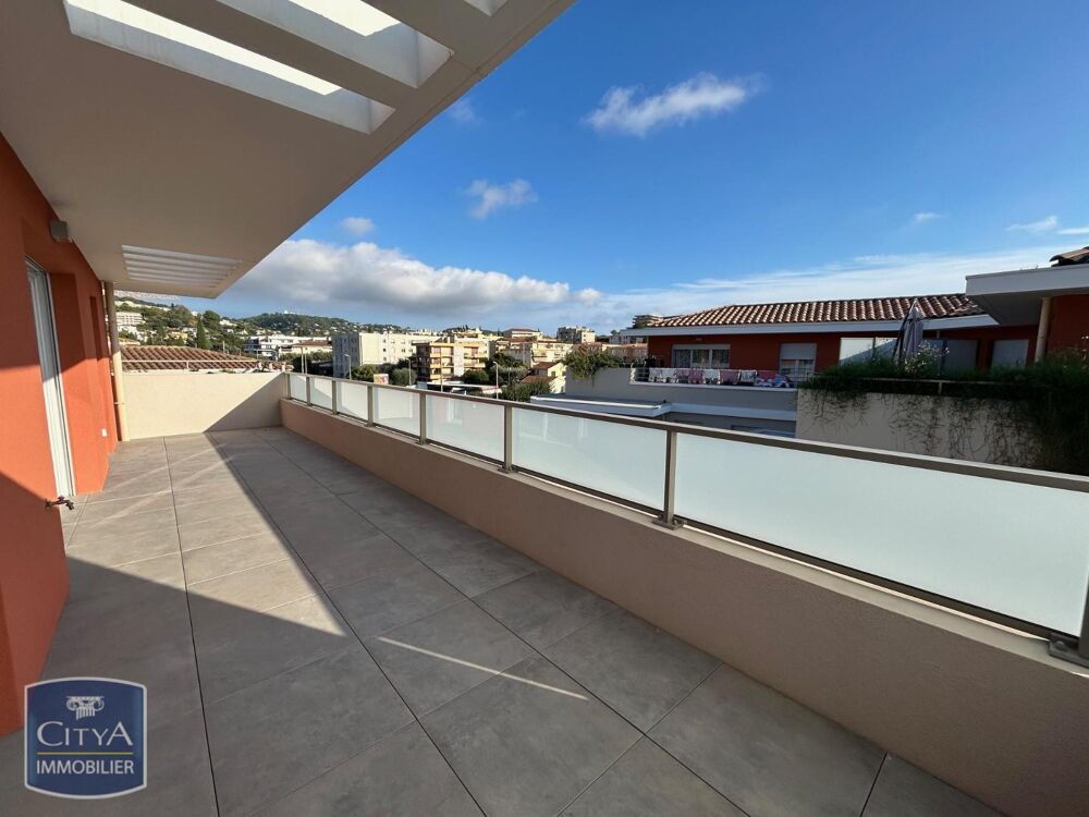 location Appartement - 4 pièce(s) - 91 m² Mougins (06250)