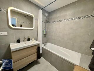  Appartement à louer 3 pièces 73 m²