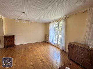  Appartement à louer 3 pièces 65 m²