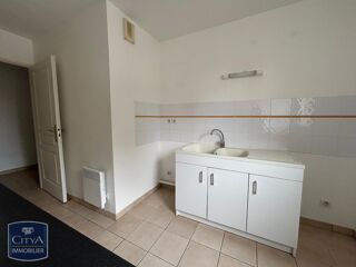  Appartement à louer 3 pièces 67 m²