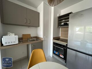  Appartement à louer 1 pièce 32 m²