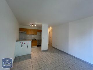  Appartement à louer 3 pièces 55 m²