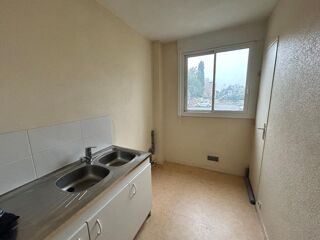  Appartement à louer 1 pièce 28 m²