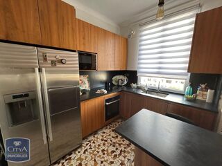  Appartement à louer 4 pièces 89 m²