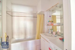  Appartement à louer 2 pièces 48 m²