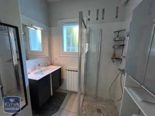 Appartement à louer 2 pièces 37 m²