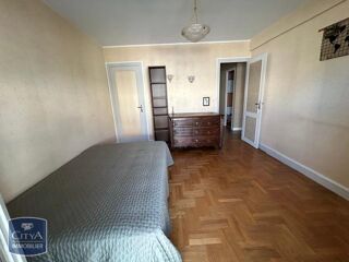  Appartement à louer 4 pièces 83 m²