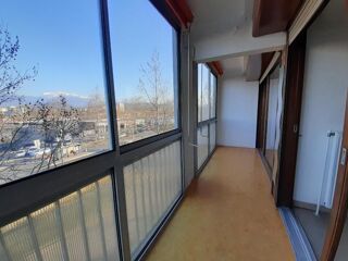  Appartement à louer 2 pièces 56 m²