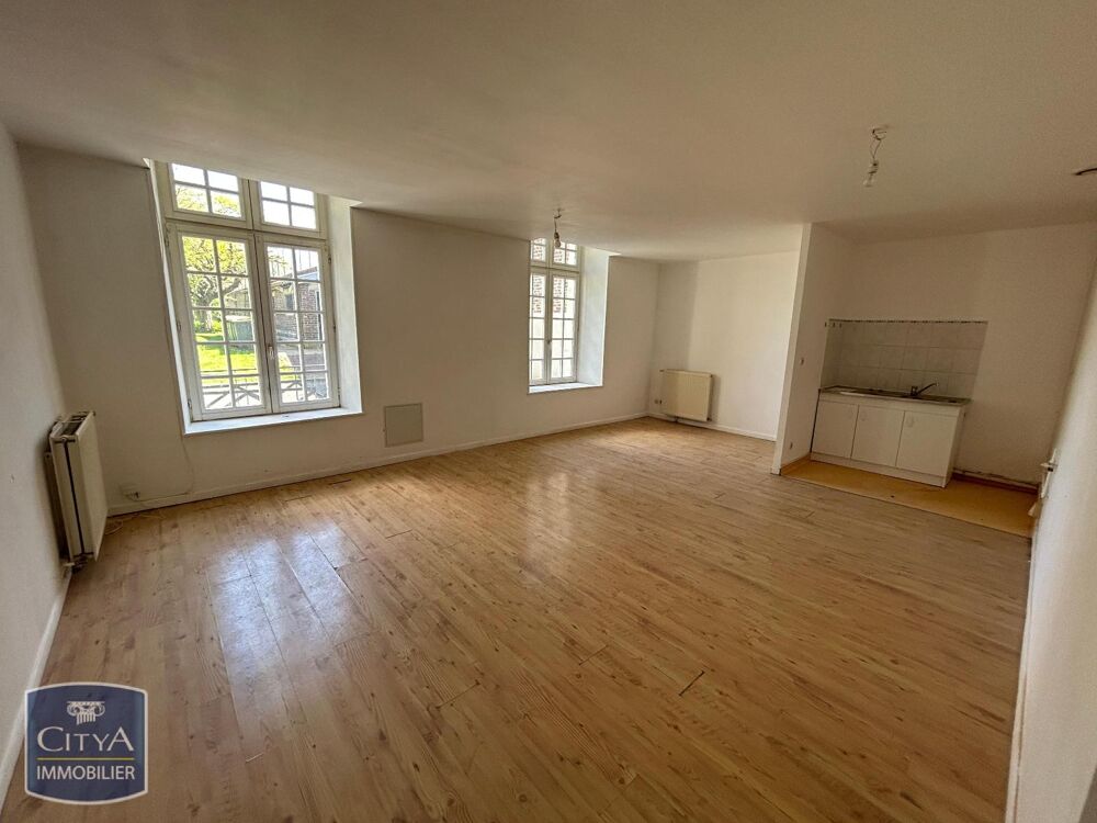 location Appartement - 3 pièce(s) - 105 m² La Fère (02800)