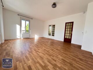  Appartement à louer 4 pièces 72 m²