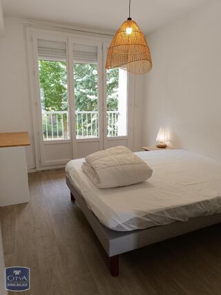  Appartement � louer 5 pi�ces 82 m�