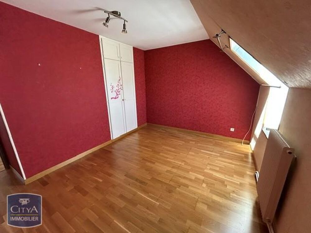 location Maison - 4 pièce(s) - 125 m² Saint-Germain-du-Puy (18390)