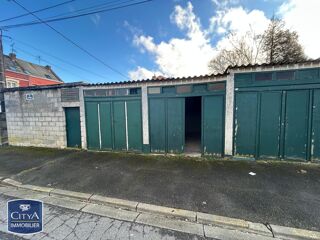  Parking / Garage à louer 