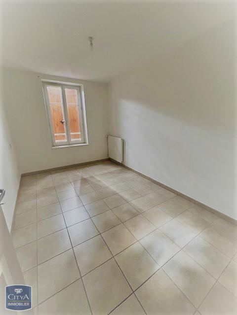  Appartement � louer 4 pi�ces 86 m�