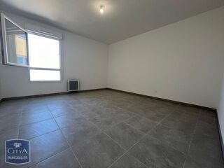 Appartement à louer 2 pièces 52 m²