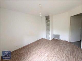  Appartement à louer 3 pièces 74 m²