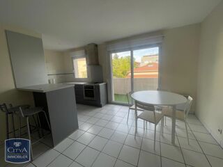  Appartement à louer 3 pièces 56 m²