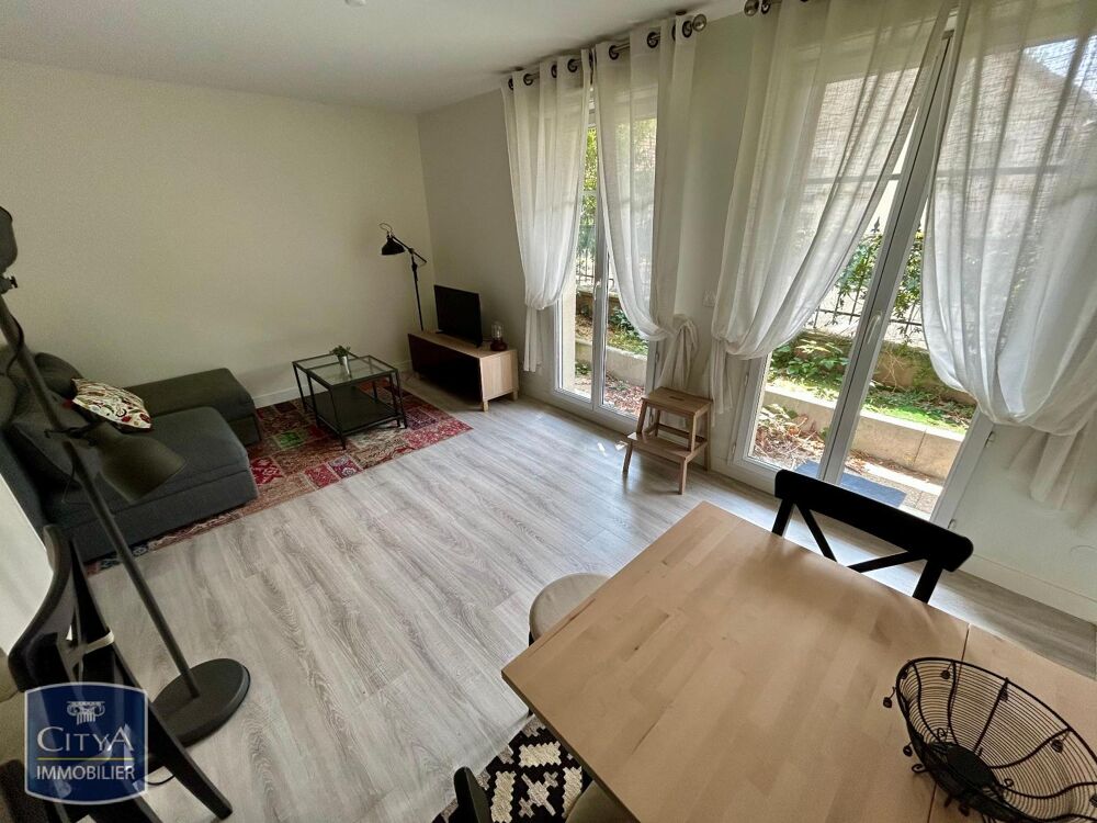 À LOUER : Appartement T2 situé à Trappes, dans le départ....
