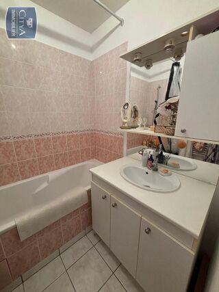  Appartement � louer 1 pi�ce 27 m�