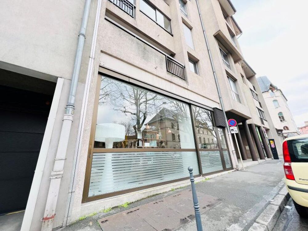   Location / Local Commercial - 127 m² 