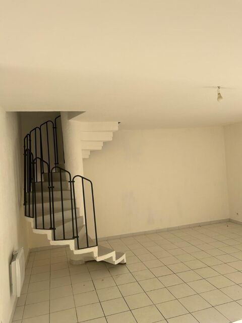  Appartement  louer 4 pices 83 m