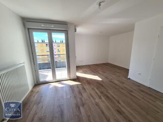  Appartement à louer 3 pièces 62 m²