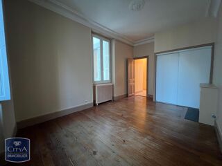  Appartement à louer 3 pièces 88 m²
