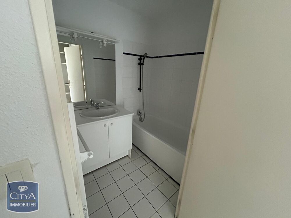 location Appartement - 2 pièce(s) - 49 m² Sens (89100)