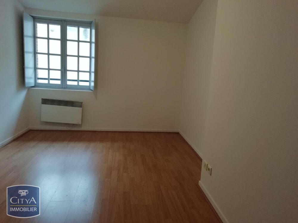 location Appartement - 4 pièce(s) - 135 m² Pamiers (09100)