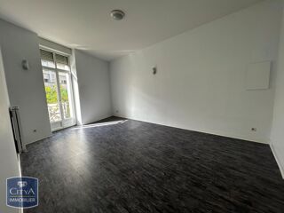  Appartement à louer 2 pièces 51 m²